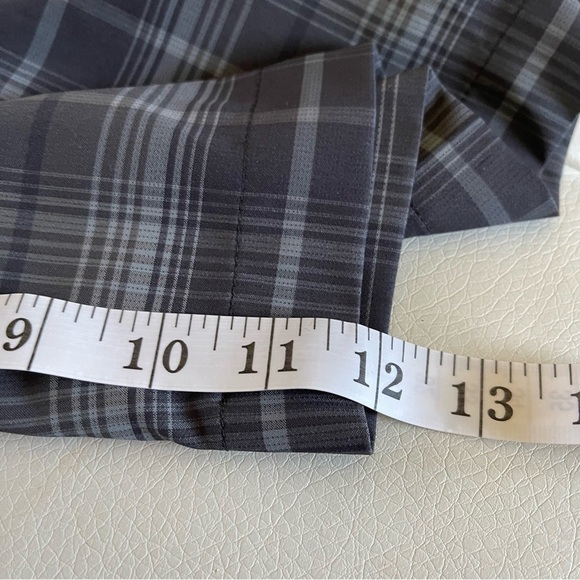 Nike Golf Shorts Dri Fit Tour Performance Plaid Flat front Athletic Mens Size 30 - Picture 9 of 9